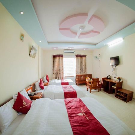 Lam Tung Hotel Dong Van - By Bay Luxury מראה חיצוני תמונה