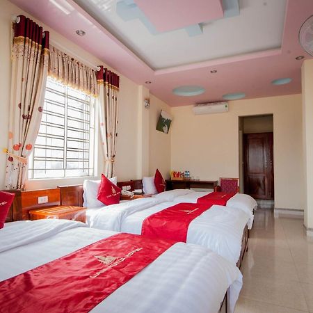 Lam Tung Hotel Dong Van - By Bay Luxury מראה חיצוני תמונה