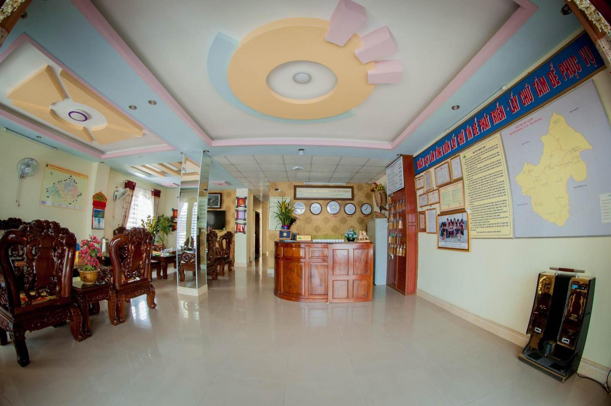 Lam Tung Hotel Dong Van - By Bay Luxury מראה חיצוני תמונה